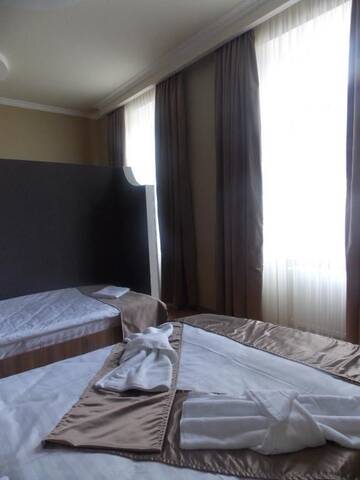 Люкс с видом на город в Отеле Hotel Almi